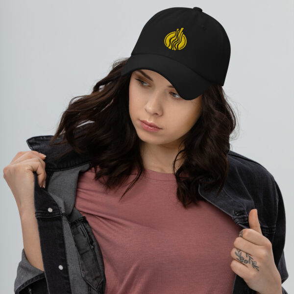 Embroidered baseball cap - Image 4